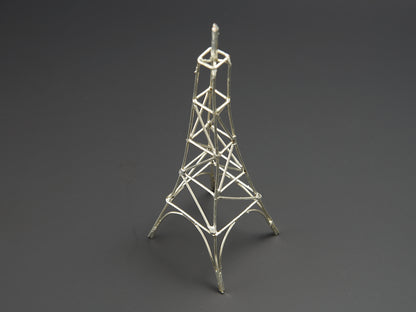 Lötübung Eiffelturm – Draht biegen, löten und staunen